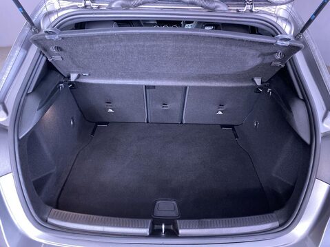 Mercedes-Benz A Class 1.3 A200 AMG Line Edition (Executive) Hatchback 5dr Petrol 7G-DCT Euro 6 (s 13