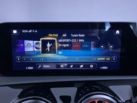 Mercedes-Benz A Class 1.3 A200 AMG Line Edition (Executive) Hatchback 5dr Petrol 7G-DCT Euro 6 (s 30