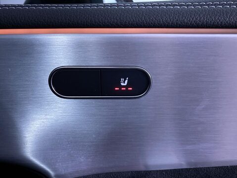 Mercedes-Benz A Class 1.3 A200 AMG Line Edition (Executive) Hatchback 5dr Petrol 7G-DCT Euro 6 (s 25