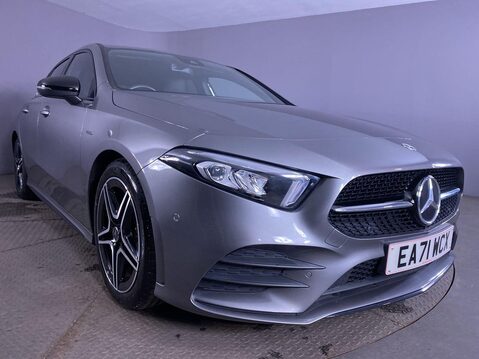 Mercedes-Benz A Class 1.3 A200 AMG Line Edition (Executive) Hatchback 5dr Petrol 7G-DCT Euro 6 (s 11