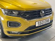 Volkswagen T-Roc 1.5 R-LINE TSI EVO 5d 148 BHP Cruise Control - DAB Radio 10