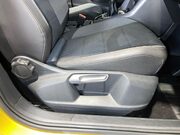 Volkswagen T-Roc 1.5 R-LINE TSI EVO 5d 148 BHP Cruise Control - DAB Radio 23