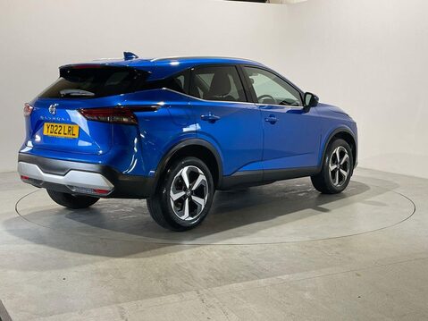 Nissan Qashqai 1.3 DIG-T MHEV N-Connecta SUV 5dr Petrol Hybrid Manual Euro 6 (s/s) (140 ps 8