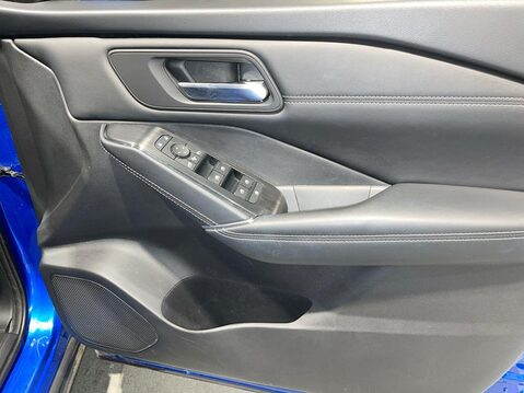 Nissan Qashqai 1.3 DIG-T MHEV N-Connecta SUV 5dr Petrol Hybrid Manual Euro 6 (s/s) (140 ps 24