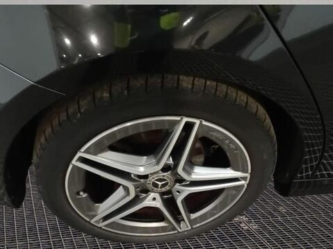 Mercedes-Benz A Class 1.3 A180 AMG Line (Executive) Hatchback 5dr Petrol Manual Euro 6 (s/s) (136 4