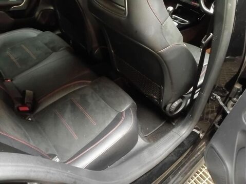 Mercedes-Benz A Class 1.3 A180 AMG Line (Executive) Hatchback 5dr Petrol Manual Euro 6 (s/s) (136 5