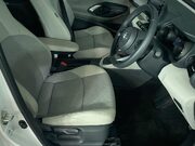 Toyota Yaris 1.5 VVT-h Excel Hatchback 5dr Petrol Hybrid E-CVT Euro 6 (s/s) (116 ps) Air 15