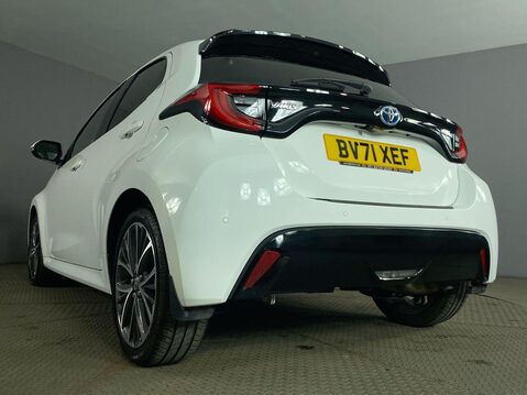 Toyota Yaris 1.5 VVT-h Excel Hatchback 5dr Petrol Hybrid E-CVT Euro 6 (s/s) (116 ps) Air 14