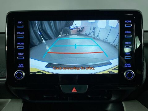 Toyota Yaris 1.5 VVT-h Excel Hatchback 5dr Petrol Hybrid E-CVT Euro 6 (s/s) (116 ps) Air 24