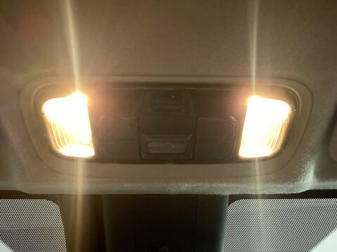 Toyota Yaris 1.5 VVT-h Excel Hatchback 5dr Petrol Hybrid E-CVT Euro 6 (s/s) (116 ps) Air 18