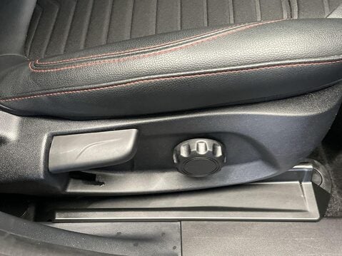 Ford Puma 1.0T EcoBoost MHEV ST-Line X SUV 5dr Petrol Hybrid DCT Euro 6 (s/s) (125 ps 23