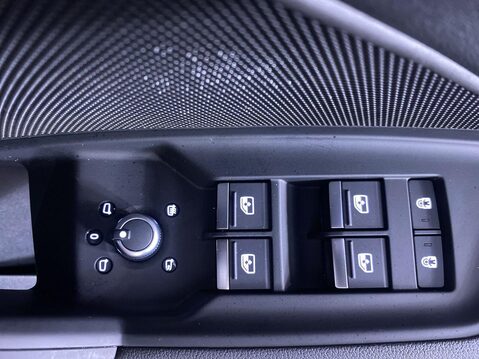 Audi A3 1.5 TFSI 35 S line Sportback 5dr Petrol Manual Euro 6 (s/s) (150 ps) 1 Owne 33