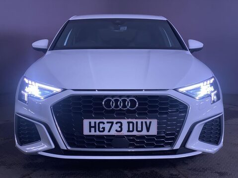 Audi A3 1.5 TFSI 35 S line Sportback 5dr Petrol Manual Euro 6 (s/s) (150 ps) 1 Owne 3
