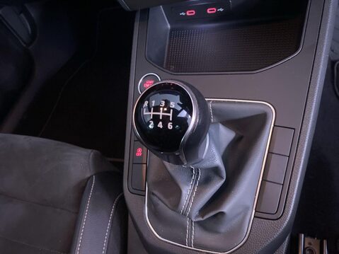 SEAT Ibiza 1.0 TSI XCELLENCE Hatchback 5dr Petrol Manual Euro 6 (s/s) (110 ps) 1 Owner 21