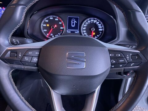 SEAT Ibiza 1.0 TSI XCELLENCE Hatchback 5dr Petrol Manual Euro 6 (s/s) (110 ps) 1 Owner 22