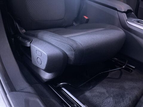 BMW 1 Series 1.5 118i SE (LCP) Hatchback 5dr Petrol DCT Euro 6 (s/s) (136 ps) Air Con - 26