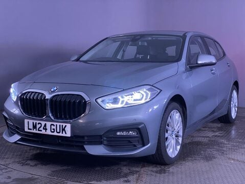 BMW 1 Series 1.5 118i SE (LCP) Hatchback 5dr Petrol DCT Euro 6 (s/s) (136 ps) Air Con - 4