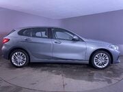 BMW 1 Series 1.5 118i SE (LCP) Hatchback 5dr Petrol DCT Euro 6 (s/s) (136 ps) Air Con - 9