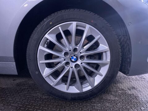 BMW 1 Series 1.5 118i SE (LCP) Hatchback 5dr Petrol DCT Euro 6 (s/s) (136 ps) Air Con - 12