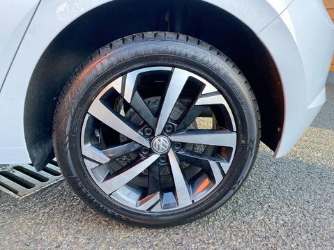 Volkswagen Polo 1.0 beats Hatchback 5dr Petrol Manual Euro 6 (s/s) (65 ps) Parking Sensors 3