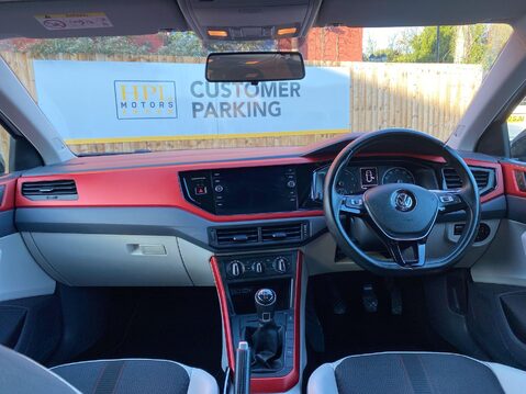 Volkswagen Polo 1.0 beats Hatchback 5dr Petrol Manual Euro 6 (s/s) (65 ps) Parking Sensors 7