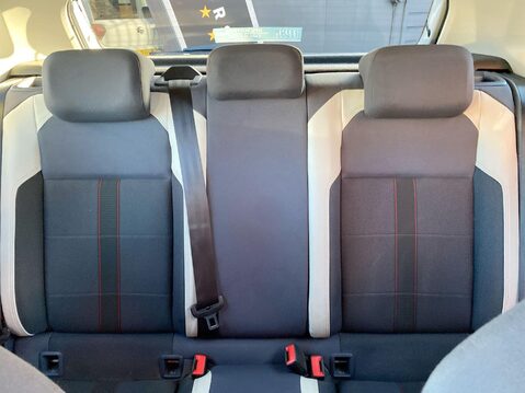 Volkswagen Polo 1.0 beats Hatchback 5dr Petrol Manual Euro 6 (s/s) (65 ps) Parking Sensors 9