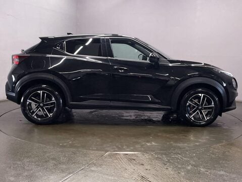 Nissan Juke 1.0 DIG-T N-Connecta SUV 5dr Petrol DCT Auto Euro 6 (s/s) (114 ps) Cruise 9