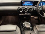 Mercedes-Benz A Class 1.3 A200 Sport (Executive) Hatchback 5dr Petrol 7G-DCT Euro 6 (s/s) (163 ps 16