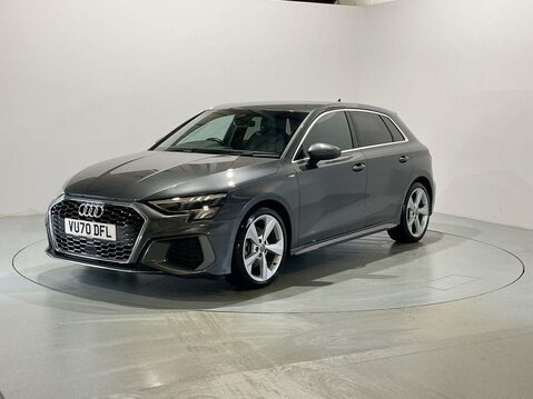 Audi A3 1.5 TFSI 35 S line Sportback 5dr Petrol S Tronic Euro 6 (s/s) (150 ps) Cru 4