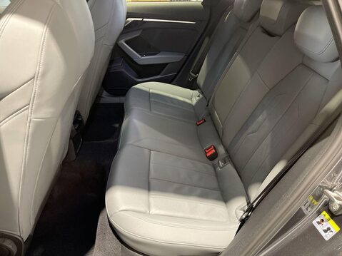 Audi A3 1.5 TFSI 35 S line Sportback 5dr Petrol S Tronic Euro 6 (s/s) (150 ps) Cru 17