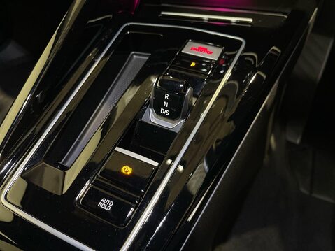 Volkswagen Golf 1.4 TSI 13kWh GTE Hatchback 5dr Petrol Plug-in Hybrid DSG Euro 6 (s/s) (245 19