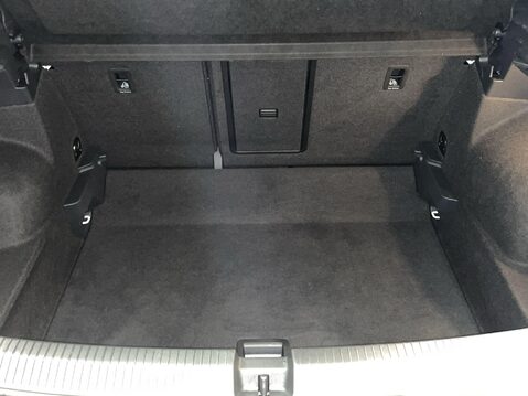 Volkswagen T-Roc 1.5 TSI R-Line SUV 5dr Petrol Manual Euro 6 (s/s) (150 ps) Cruise Control 13