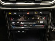 Volkswagen T-Roc 1.5 TSI R-Line SUV 5dr Petrol Manual Euro 6 (s/s) (150 ps) Cruise Control 28