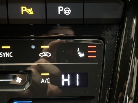 Volkswagen T-Roc 1.5 TSI R-Line SUV 5dr Petrol Manual Euro 6 (s/s) (150 ps) Cruise Control 23