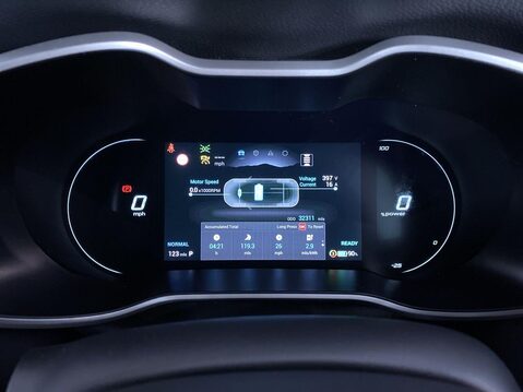 MG ZS 51.1kWh Trophy SUV 5dr Electric Auto (176 ps) Cruise - Alloys - Bluetooth 28