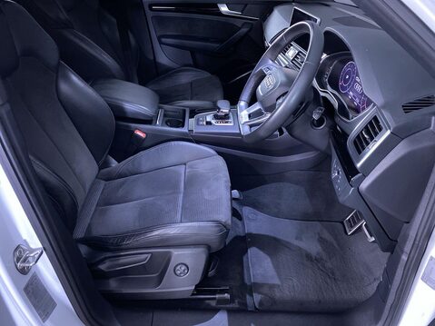 Audi Q5 2.0 TFSI 45 Black Edition SUV 5dr Petrol S Tronic quattro Euro 6 (s/s) (245 15