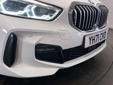 BMW 1 Series 1.5 118i M Sport (LCP) Hatchback 5dr Petrol Manual Euro 6 (s/s) (136 ps) Pa 11