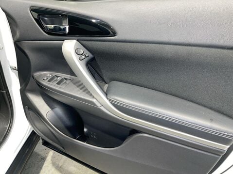 Mitsubishi Eclipse Cross 1.5T 3 SUV 5dr Petrol Manual Euro 6 (s/s) (163 ps) Bluetooth - Alloys 24