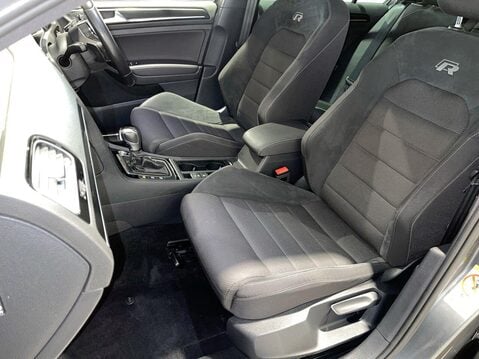 Volkswagen Golf 2.0 TSI R Hatchback 5dr Petrol DSG 4Motion Euro 6 (s/s) (300 ps) Bluetooth 16