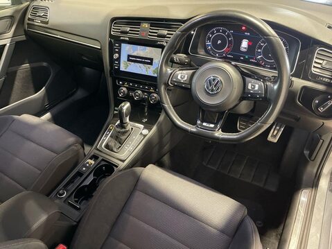 Volkswagen Golf 2.0 TSI R Hatchback 5dr Petrol DSG 4Motion Euro 6 (s/s) (300 ps) Bluetooth 15