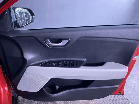 Kia Stonic 1.0 T-GDi MHEV Connect SUV 5dr Petrol Hybrid DCT Euro 6 (s/s) (118 bhp) Rev 27