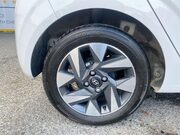 Hyundai i10 1.0 Advance Hatchback 5dr Petrol Manual Euro 6 (s/s) (67 ps) Cruise Contro 2