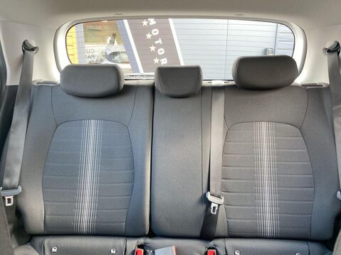 Hyundai i10 1.0 Advance Hatchback 5dr Petrol Manual Euro 6 (s/s) (67 ps) Cruise Contro 10