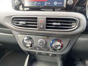 Hyundai i10 1.0 Advance Hatchback 5dr Petrol Manual Euro 6 (s/s) (67 ps) Cruise Contro 21