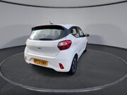 Hyundai i10 1.0 Advance Hatchback 5dr Petrol Manual Euro 6 (s/s) (67 ps) Cruise Contro 22