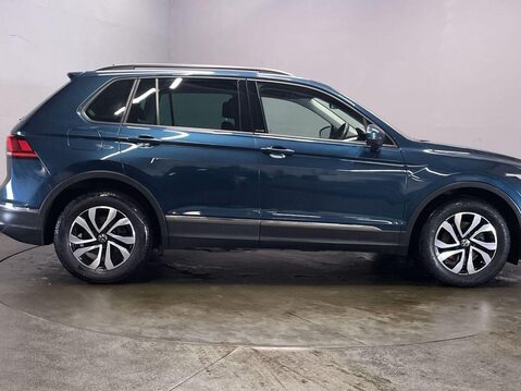 Volkswagen Tiguan 1.5 TSI Active SUV 5dr Petrol Manual Euro 6 (s/s) (150 ps) Professional NAV 9