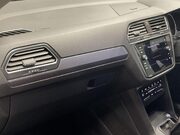 Volkswagen Tiguan 1.5 TSI Active SUV 5dr Petrol Manual Euro 6 (s/s) (150 ps) Professional NAV 16