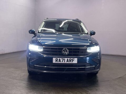 Volkswagen Tiguan 1.5 TSI Active SUV 5dr Petrol Manual Euro 6 (s/s) (150 ps) Professional NAV 3