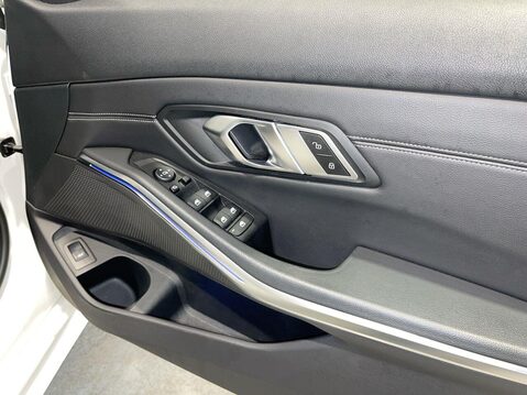 BMW 3 Series 2.0 320d Sport Saloon 4dr Diesel Manual Euro 6 (s/s) (190 ps) Parking Senso 7