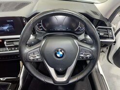 BMW 3 Series 2.0 320d Sport Saloon 4dr Diesel Manual Euro 6 (s/s) (190 ps) Parking Senso